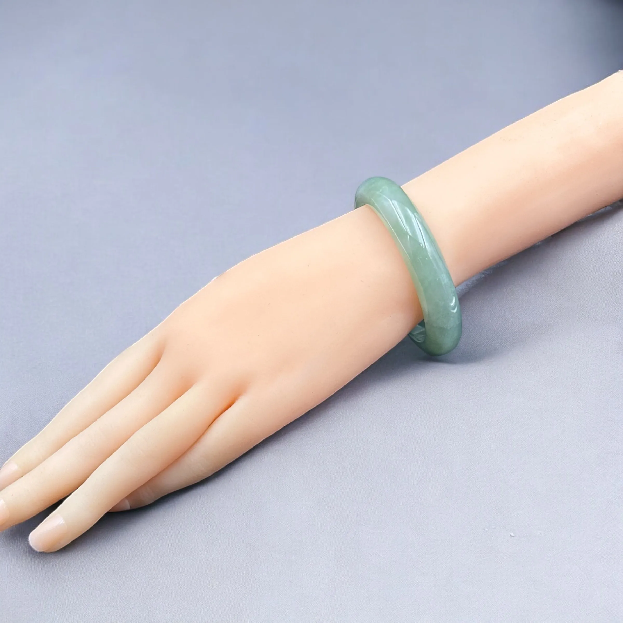 110688 57.1mm Highly Translucent Grape Green Jadeite Bangle