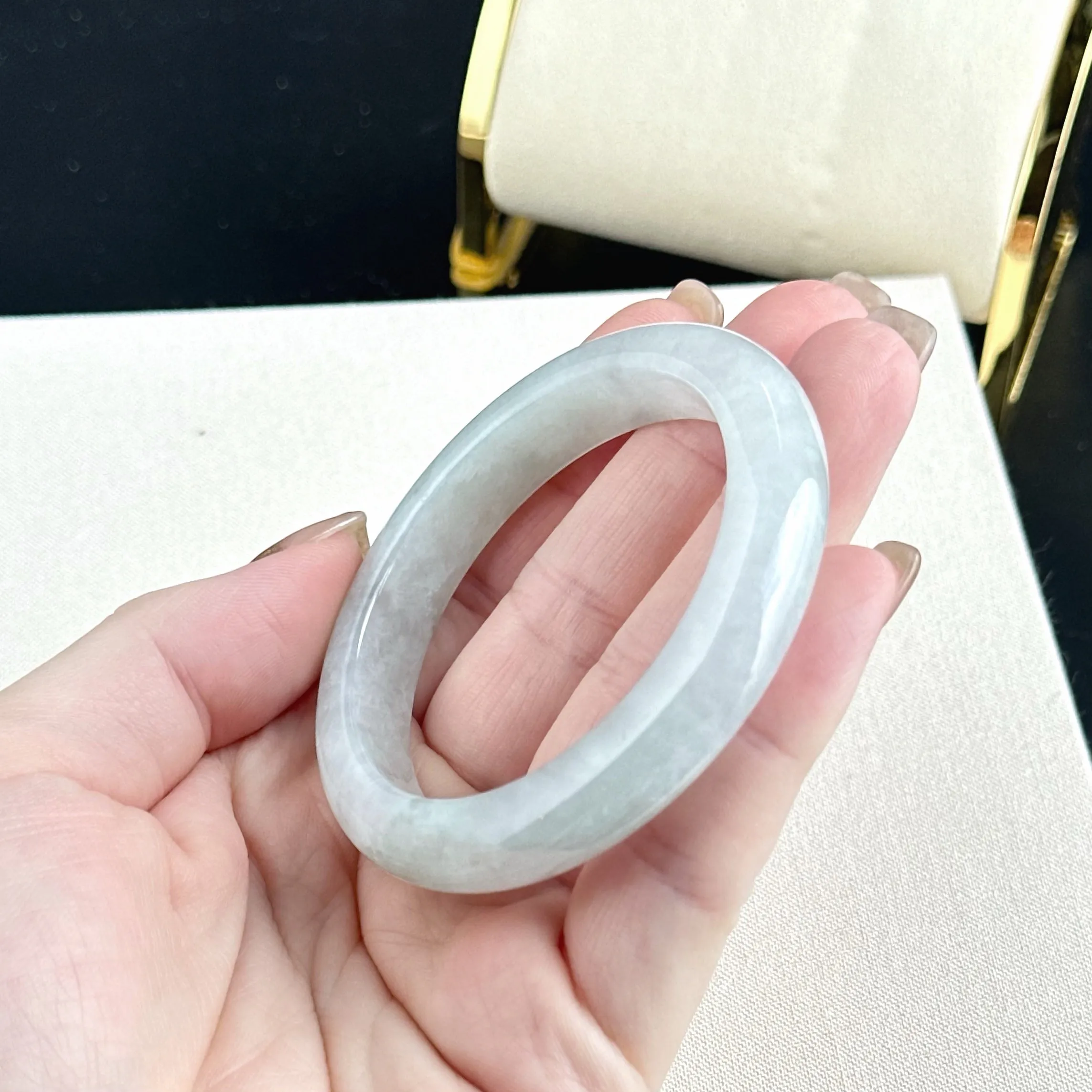 121254 53.6mm Whisper of Clouds Jadeite Bangle