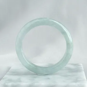 121254 53.6mm Whisper of Clouds Jadeite Bangle
