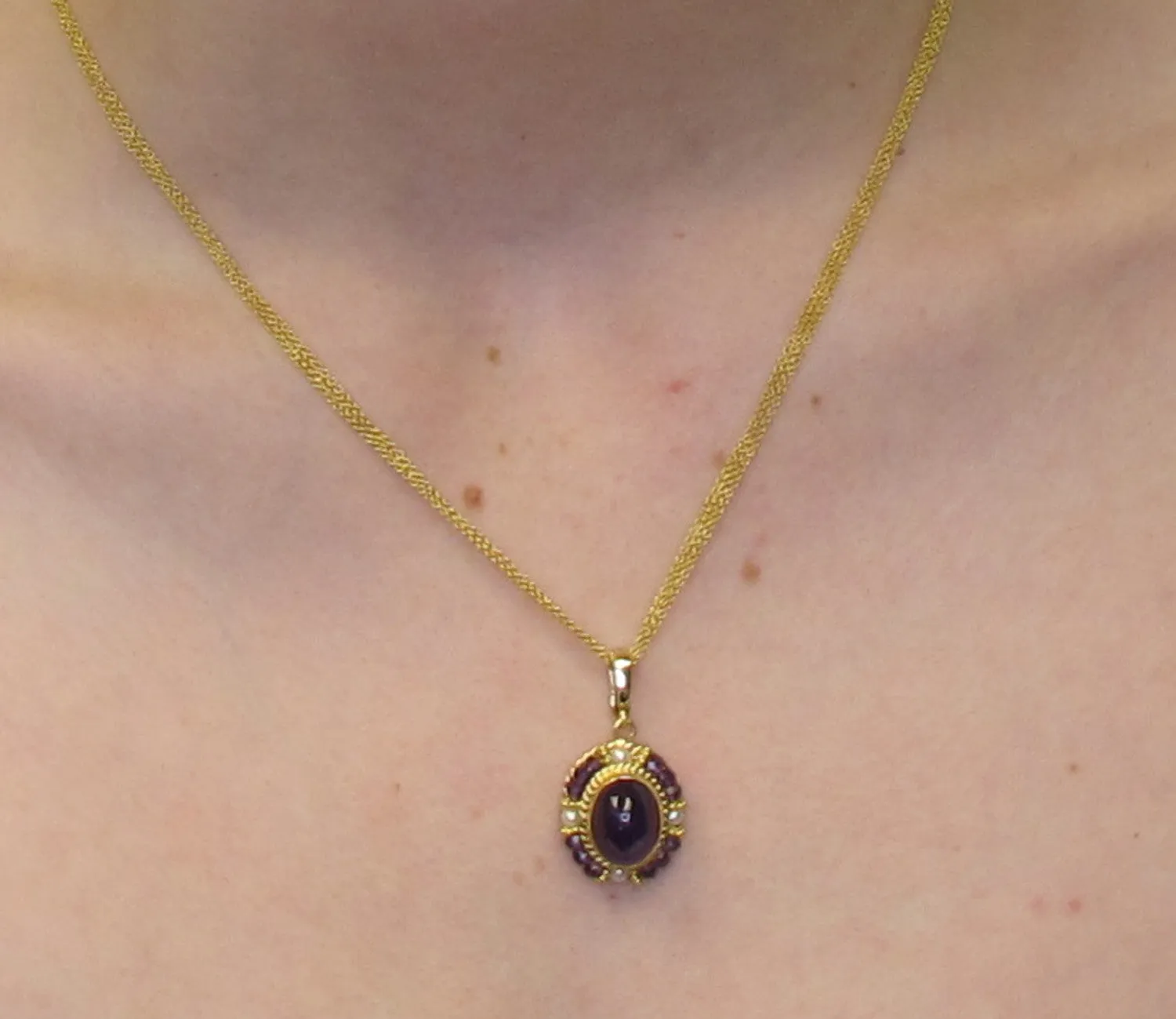 Amethyst Oval Cabochon and Pearl Yellow Gold Handmade Filigree Pendant Necklace