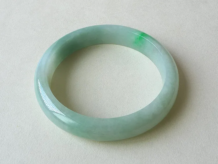Natural Jade Bangle Jadeite Bangle Internal Diameter 59.3mm BER023