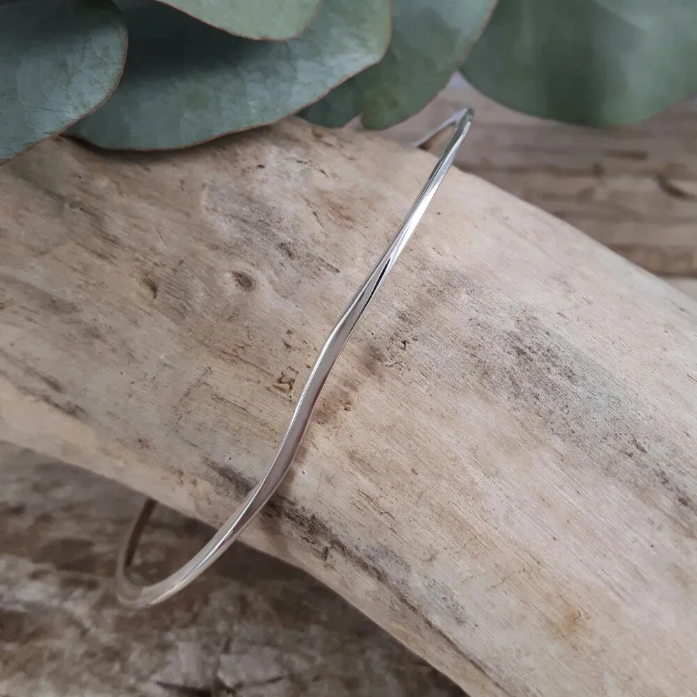 Toro Triangle Polished Silver Bangle